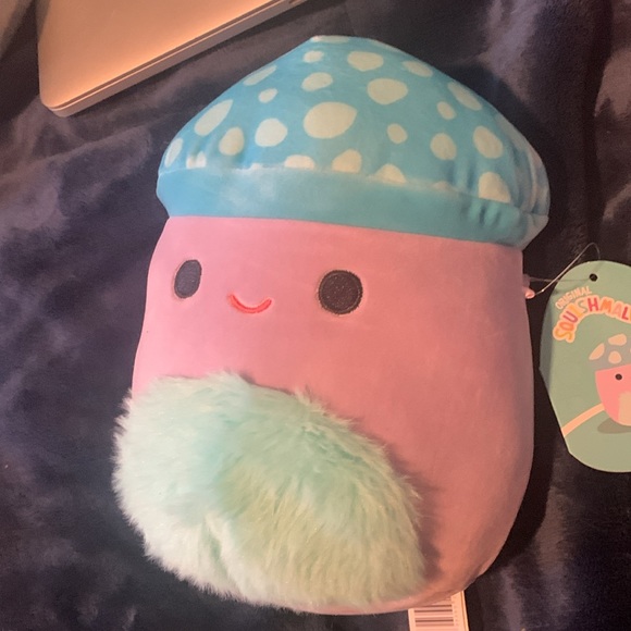 Pyle the mushroom squishmallow 8inch NWT - Picture 3 of 6